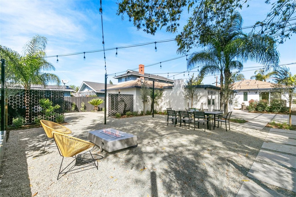 Photo 40 of 51 of 1376 La Colina Drive house