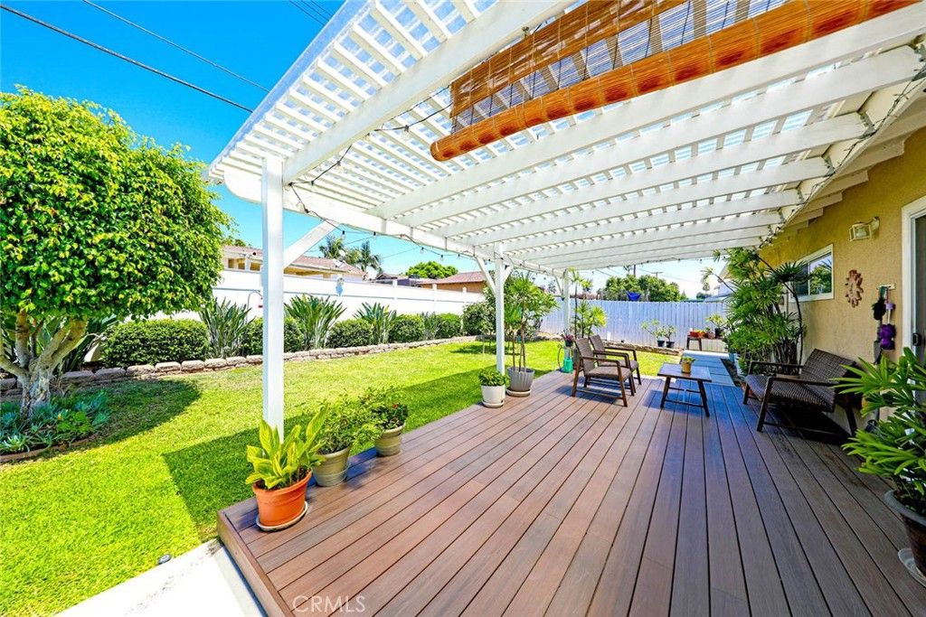 listing image 130722563591522443748