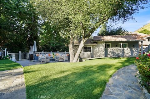 A home in Bell Canyon