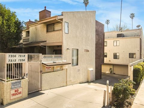 A home in Reseda