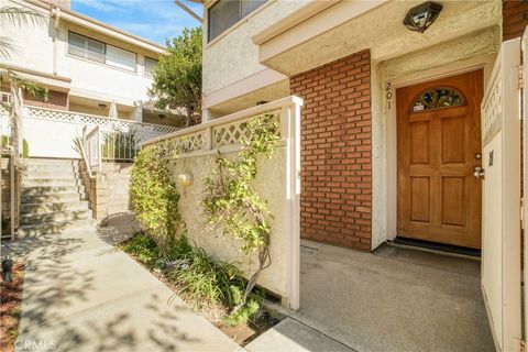 A home in Reseda