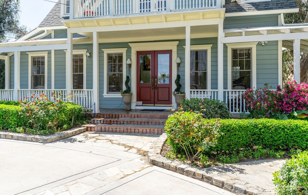 132 Terracina Boulevard