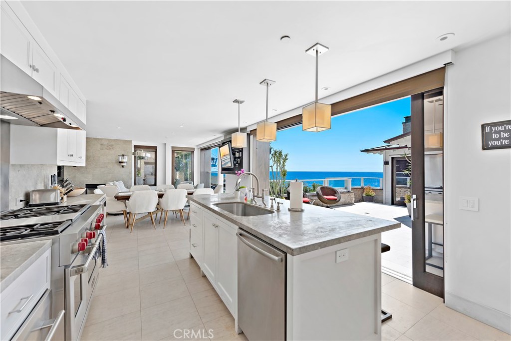 160 Saint Anns Drive D
