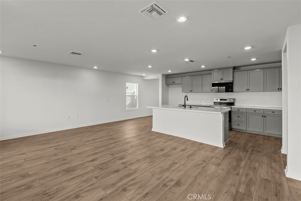 28280 Golden Spring Dr. Drive