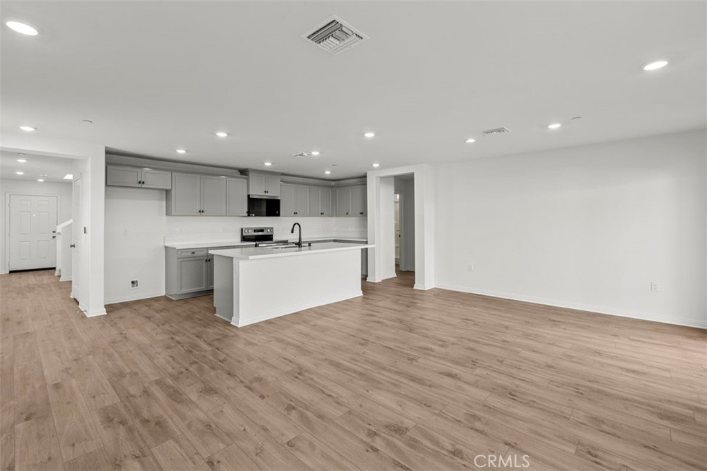 28280 Golden Spring Dr. Drive