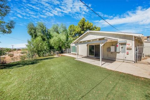 A home in Agua Dulce