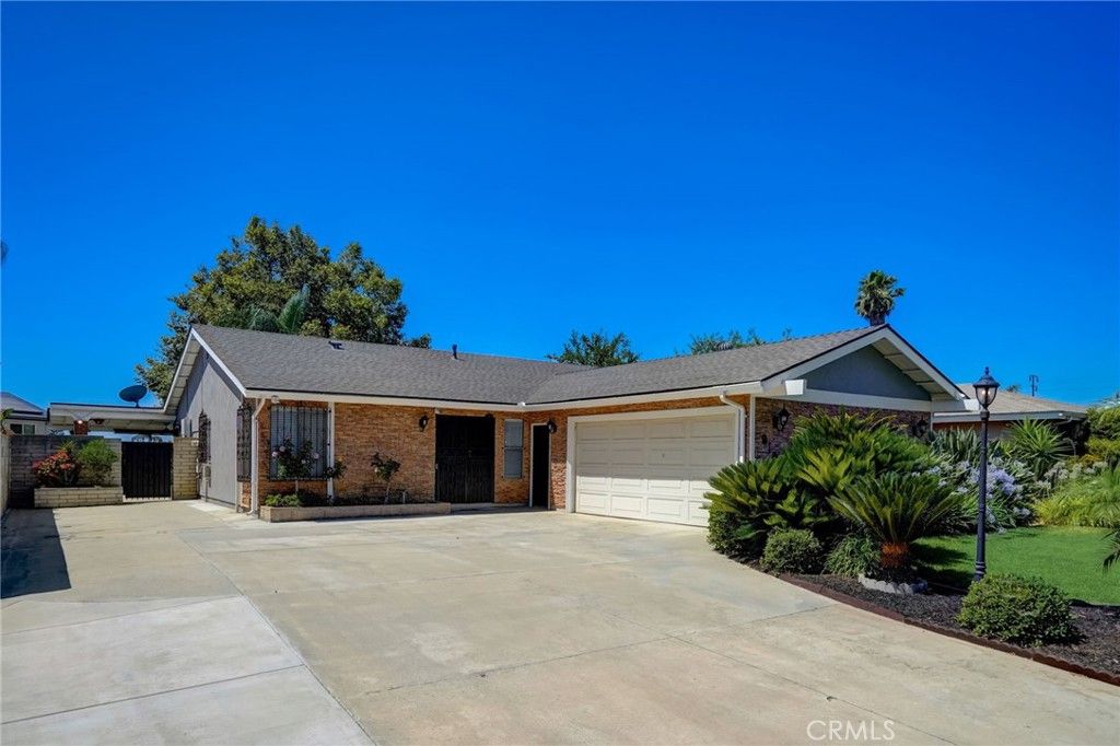 listing image 130728565095009251892