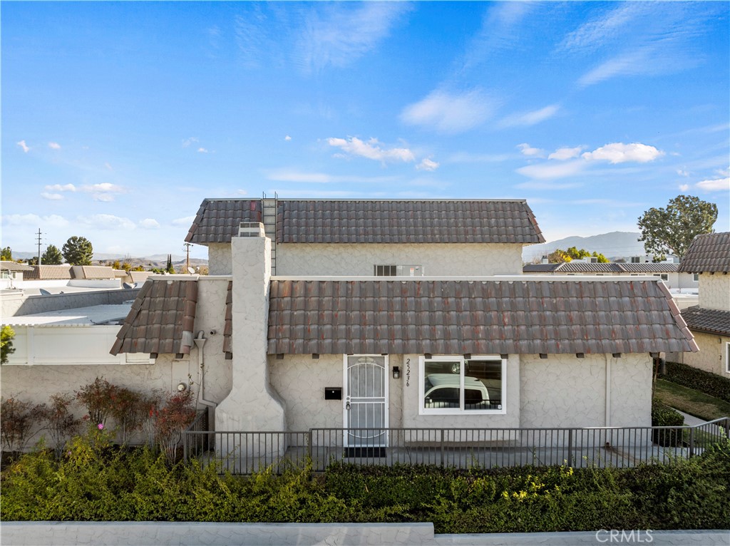 25236 avenida dorena