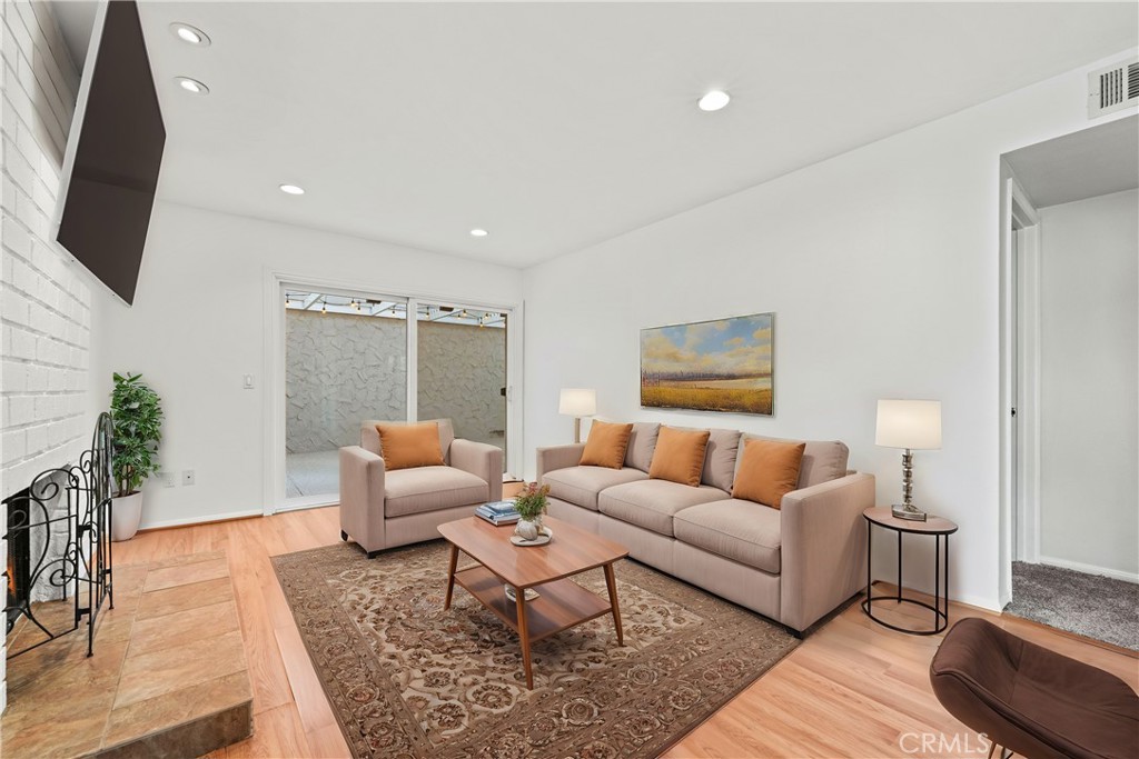 25236 avenida dorena