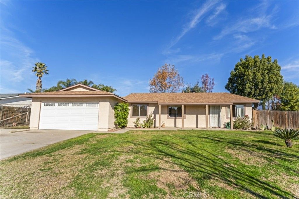 listing image 130727796198893781297