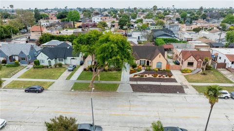 A home in Inglewood