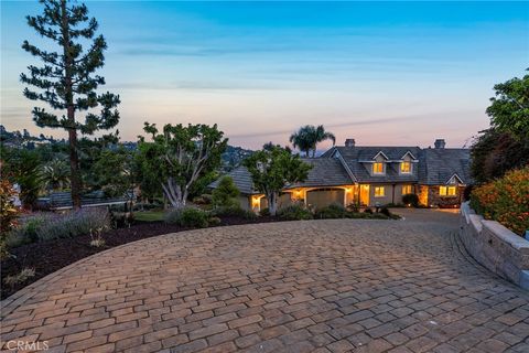 A home in North Tustin