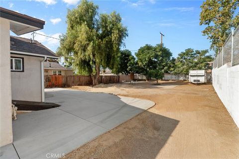 A home in Lake Elsinore