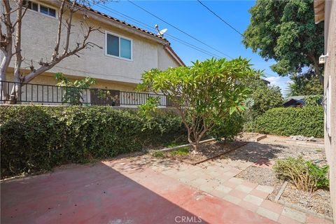 A home in El Monte