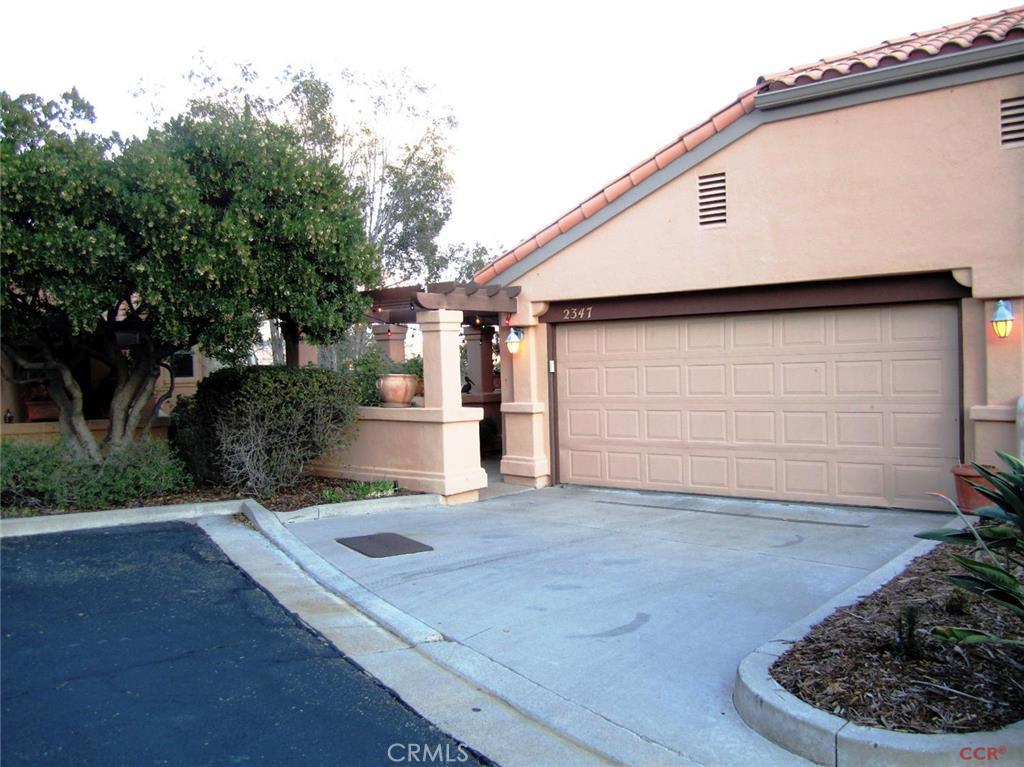 This amazing home located near the top of Pelican Point is at the end of the cul de sac and has amazing views from every window. Walking through the front door you are greated with the beauty and warmth of gorgeous floors, valuted ceilings and views from every window. This home boasts an open kitchen with custom built cabinets and granite counter tops, spacious living area and private patio off the master bedroom with a spa overlooking the mountains. This home was remodeled to take advantage of every inch of the floor plan. The finishing details of this home are a must see. This home has a 2 car garage and a nice private entrance. Come experience how good life is in Pelican Point!