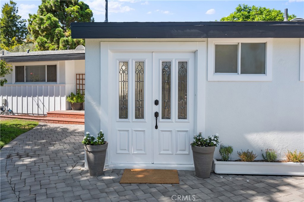 2321 Carriage Drive