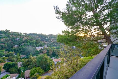 A home in Studio City