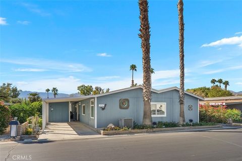 Photo of 73450 352 Country Club Drive #352, Palm Desert, CA 92260 (MLS # OC24214174) Photo of 73450 352 Country Club Drive #352, Palm Desert, CA 92260 (MLS # OC24214174)