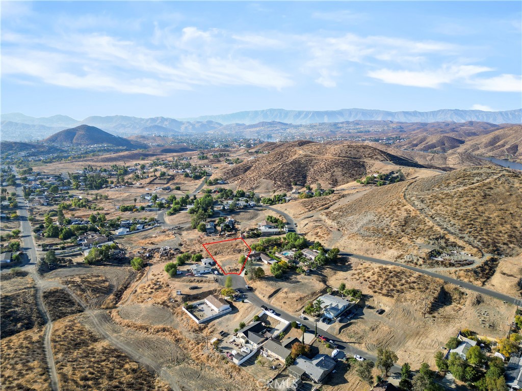 Vacant land ready to build your dream home. It has amazing views, and is just a short ride to Canyon lake. The land is raw sold AS IS.