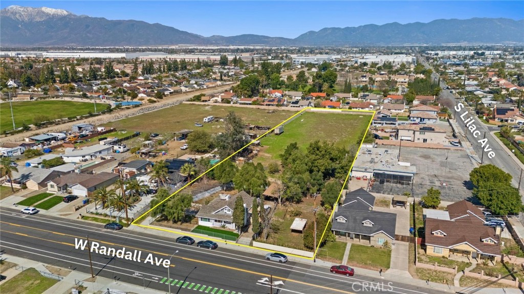 520 W Randall Avenue