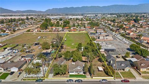 520 W Randall Avenue Rialto CA 92376