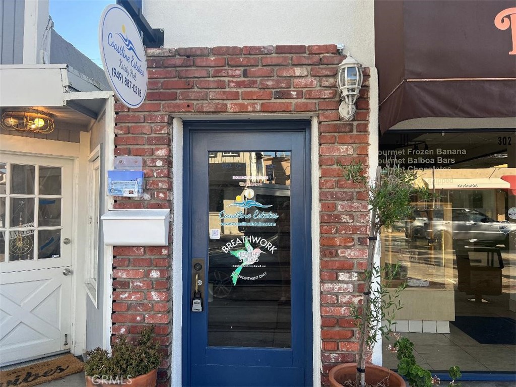 302 Marine Ave