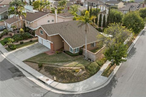 A home in La Mirada