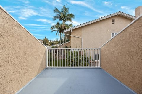 A home in La Mirada