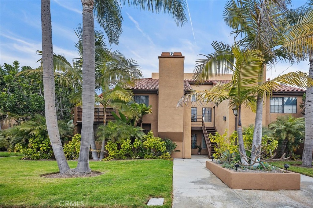 421 Coral Reef Dr 44