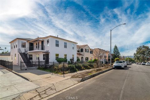 Photo of 1938 S Harcourt Avenue, Los Angeles, CA 90016 (MLS # SR25068125)