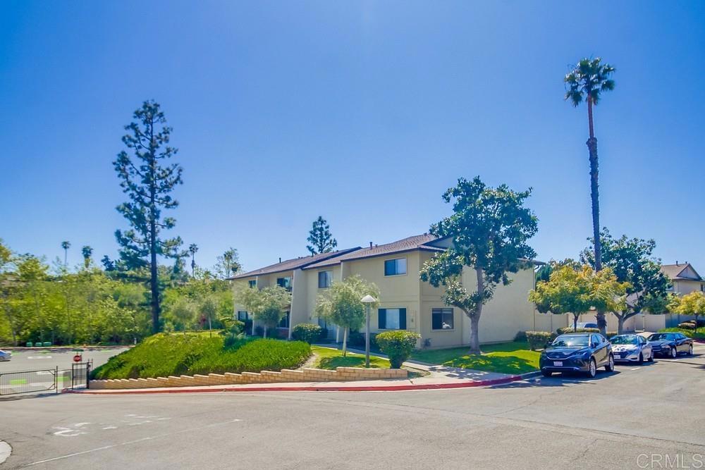 3414 Fairlomas Road