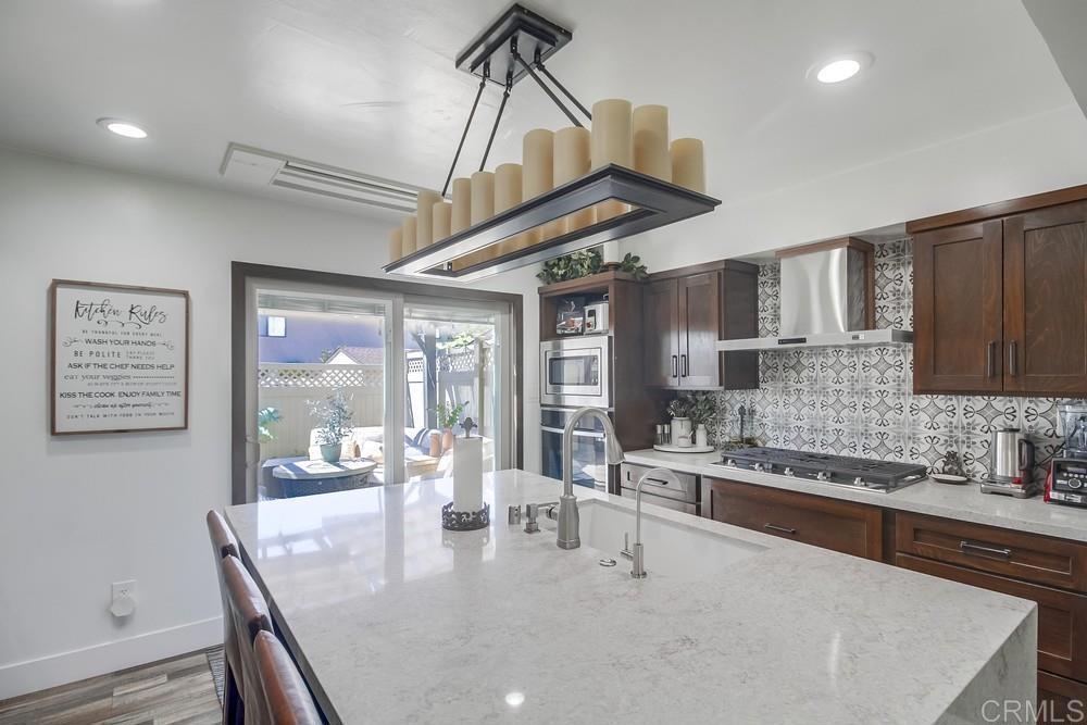 3414 Fairlomas Road