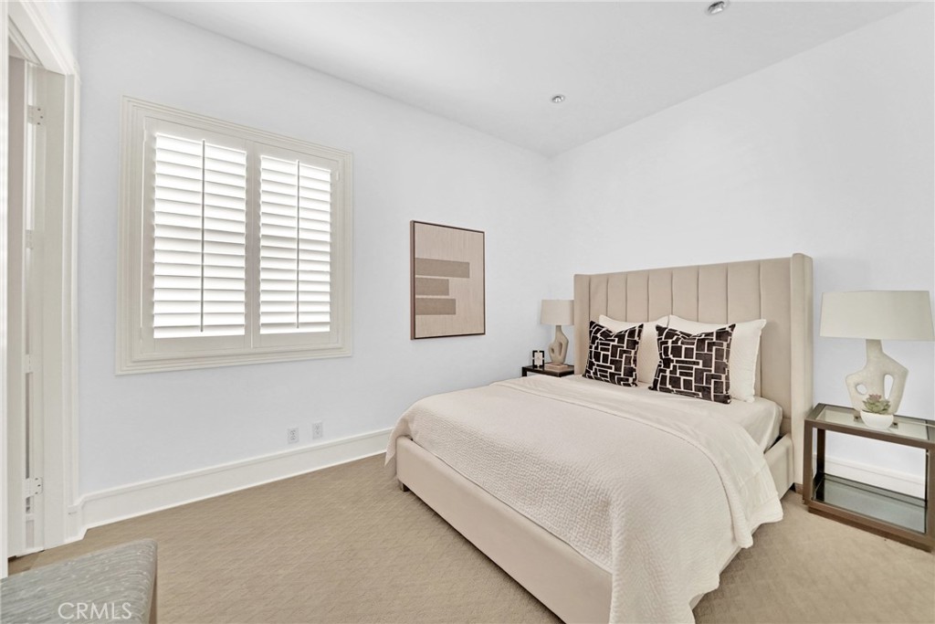 Sausalito (SAUS) - Residential