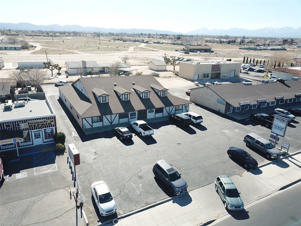 For Lease multi tenant office building has suite C (1500 sf) available for lease. Ideal for Optometry, Facial, Body Waxing, Dental, or Medical related use. Has 3 offices build out. Base rent $1.50 psf/month + NNN (0.25 psf/month). Rent $2625/month plus utilities. Street frontage. Pylon Signage. Great Traffic Count.