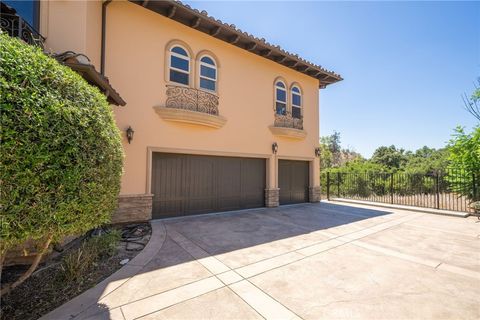 A home in San Dimas