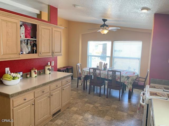 Magnolia MHP - 0280 - Manufactured In Park