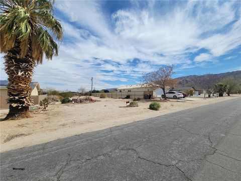 Photo of 0 Morongo Road, 29 Palms, CA 92277 (MLS # SR25009621)