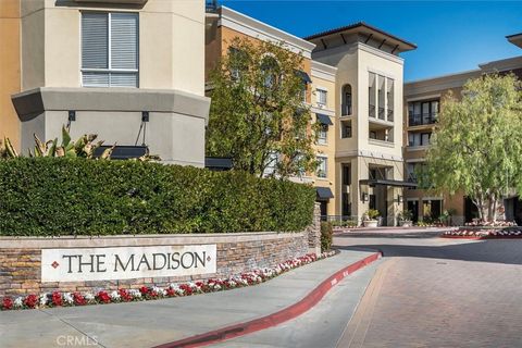 Photo of 24595 Town Center Dr #3204, Valencia, CA 91355 (MLS # SR25067093) Photo of 24595 Town Center Dr #3204, Valencia, CA 91355 (MLS # SR25067093)
