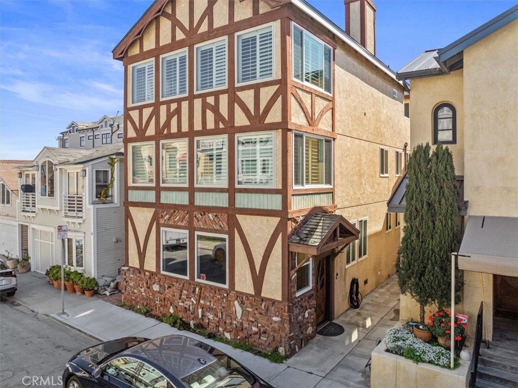 Peninsula (PI) - Residential