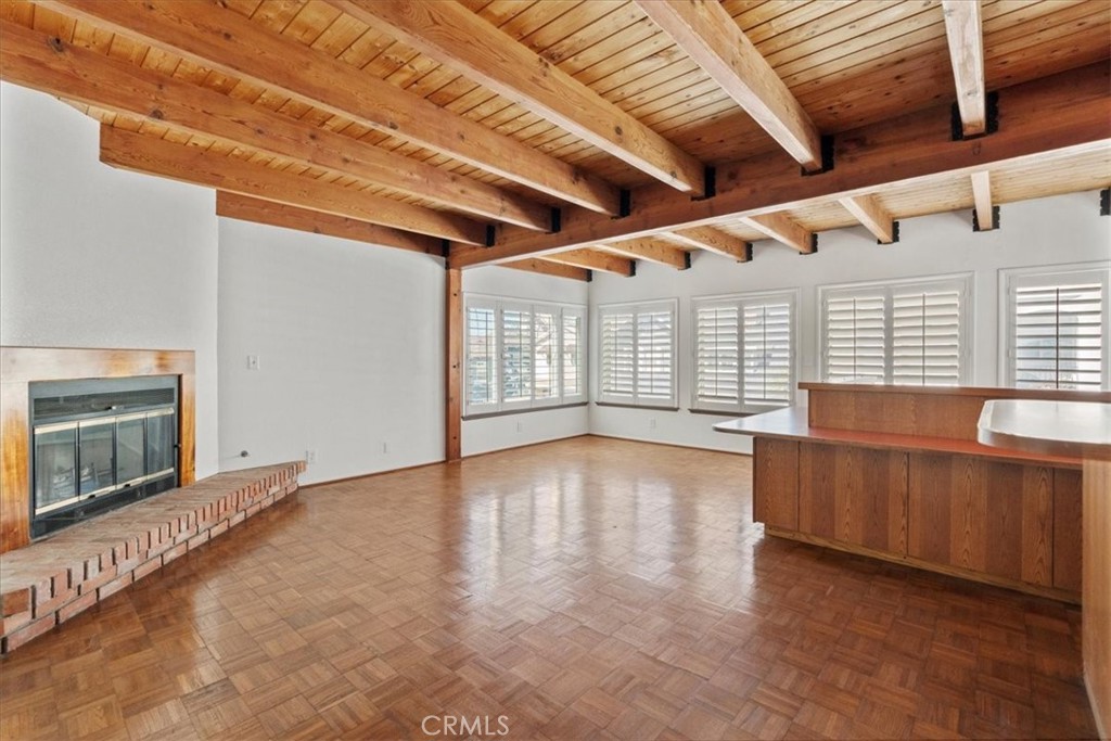 Peninsula (PI) - Residential