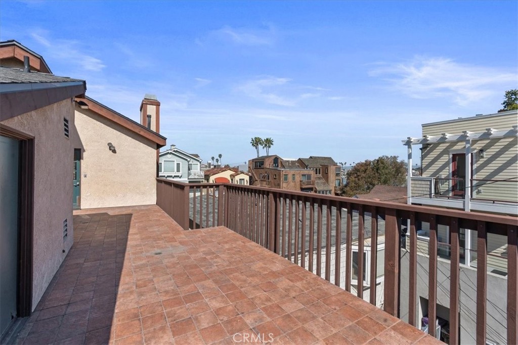 Peninsula (PI) - Residential