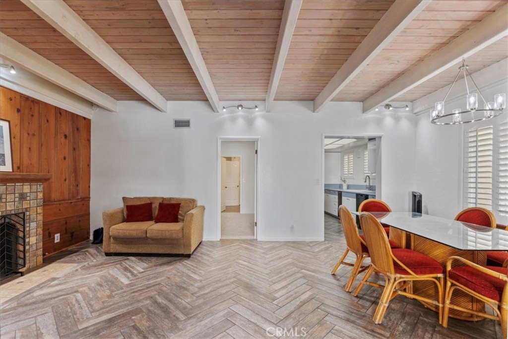 Peninsula (PI) - Residential