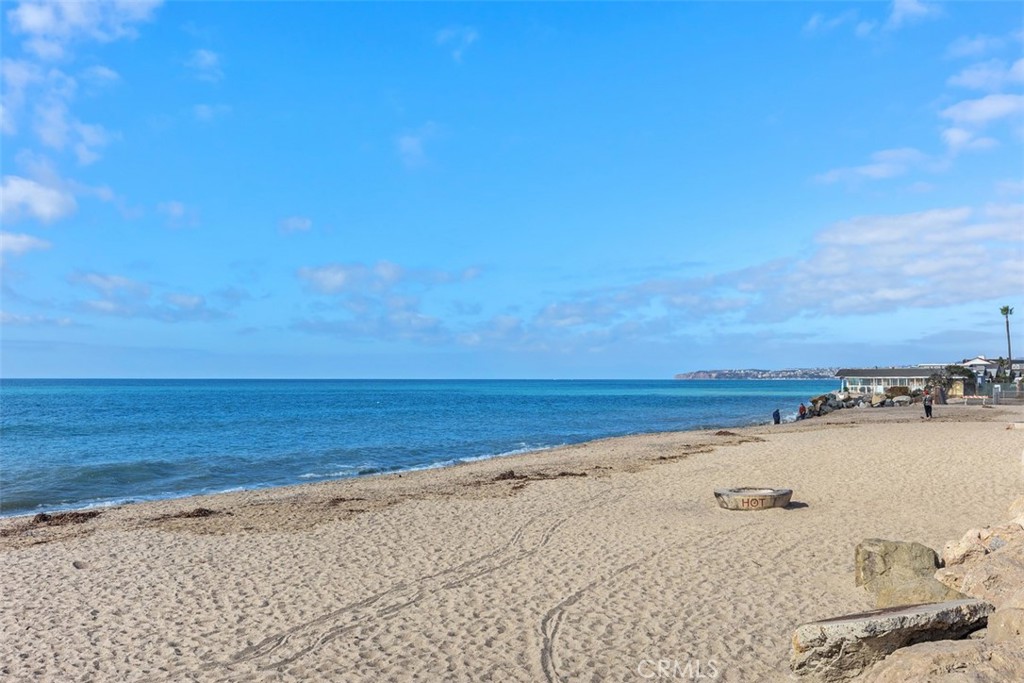 Ole Hanson Beach Club adjacent - Residential Lease