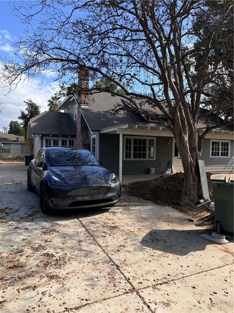 376 S Hill Avenue Pasadena CA 91106