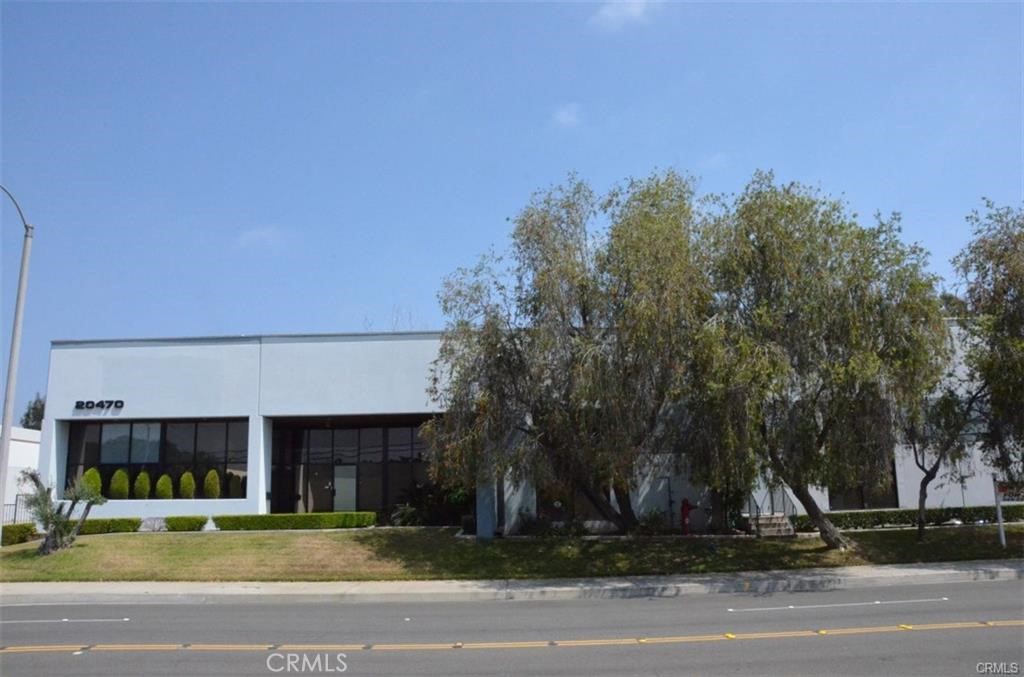Great location of Diamond Bar, Gated free standing building with about 19,970 sq.ft. of warehouse and office space for lease. It makes easier to operate your business. Abundant offices spaces with extra production area, reception area, kitchen area, conference room and 3 restrooms. Fully fire sprinklered. 50+ Parking spaces on east and south sides of building. 2 Dock high and 2 Ground level loading. Power Voltage - 480V/600MP. Easy Access to (60) And (57) Frwys. Lemon Ave exit.