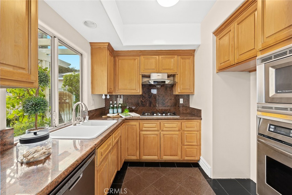 Photo 11 of 31 of 5237 Temple City Boulevard house