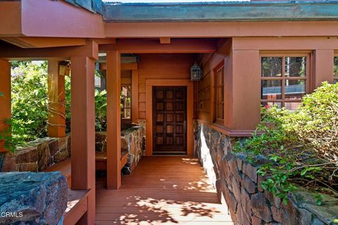 A home in Fort Bragg