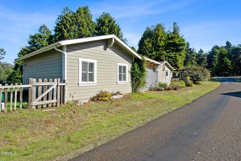 A home in Fort Bragg