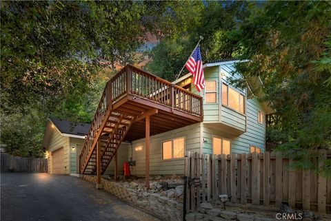 A home in Crestline