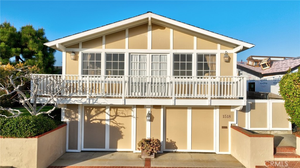 1518 Dolphin Terrace